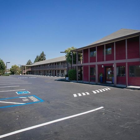 Alura Inn San Jose Exterior photo