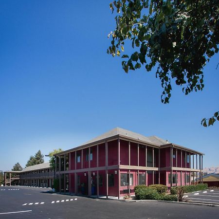 Alura Inn San Jose Exterior photo