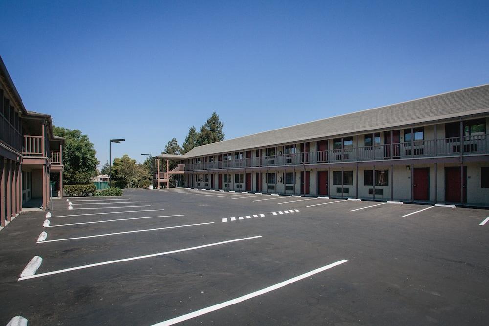 Alura Inn San Jose Exterior photo