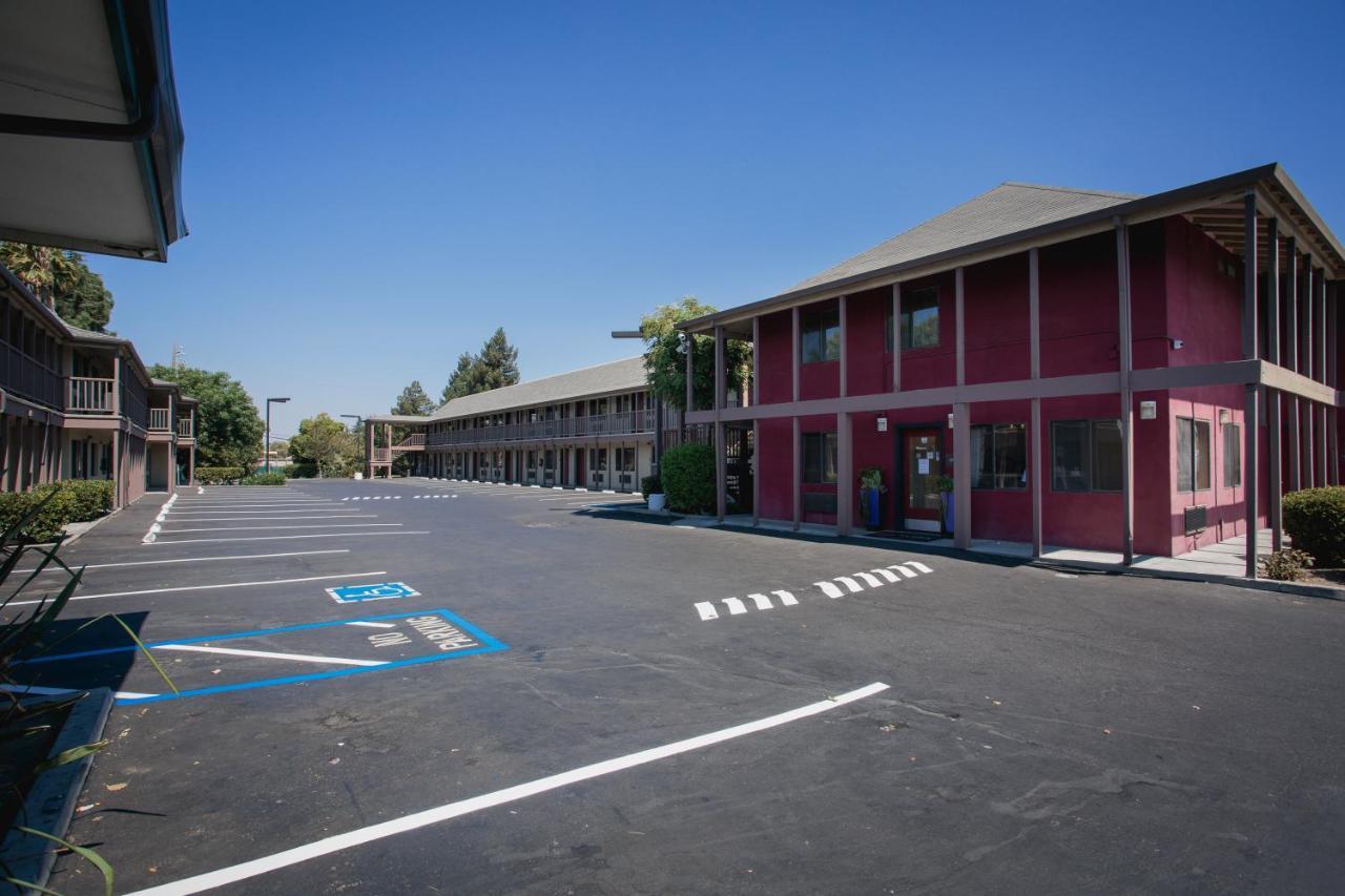 Alura Inn San Jose Exterior photo