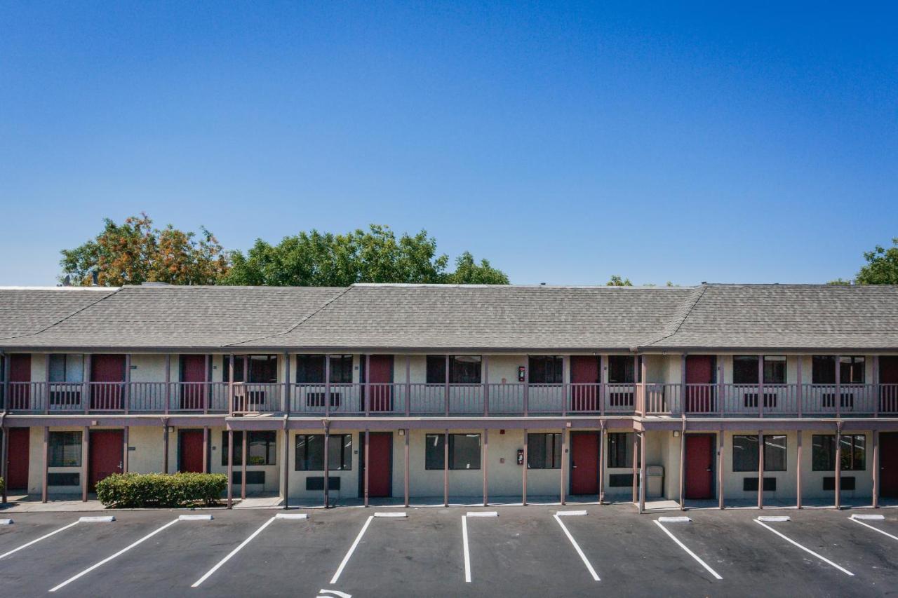 Alura Inn San Jose Exterior photo