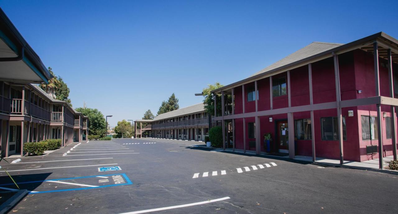 Alura Inn San Jose Exterior photo