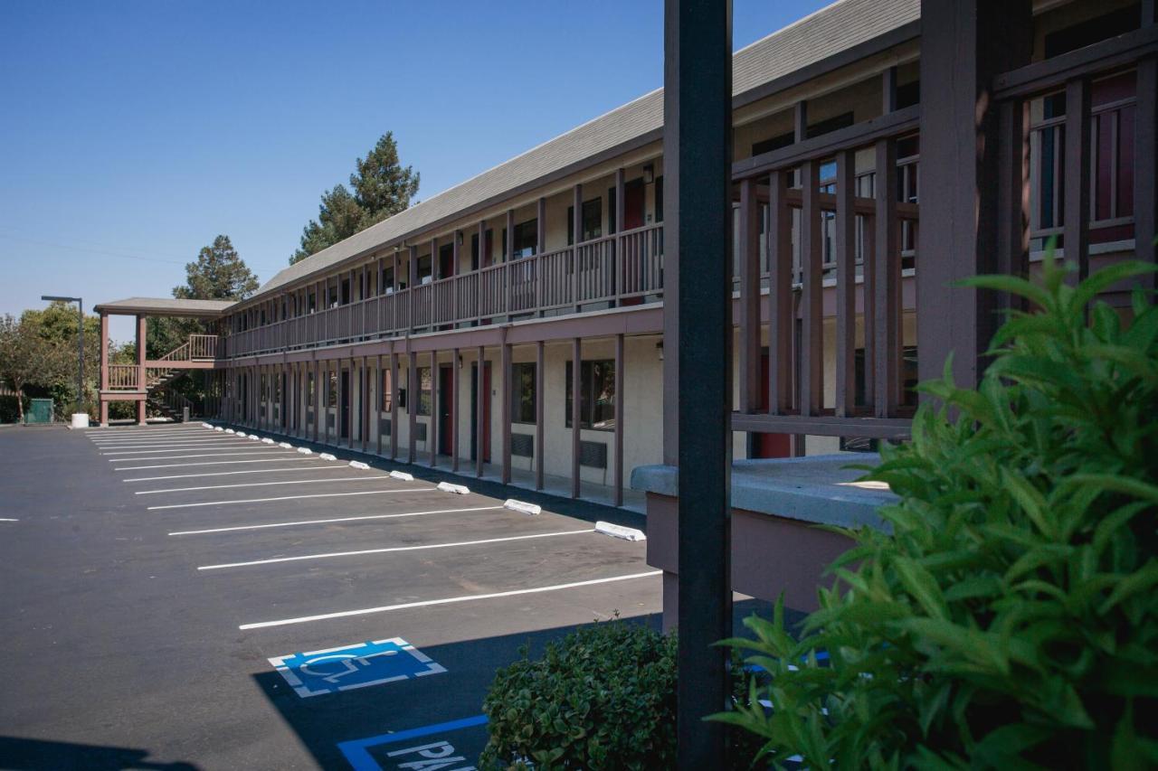 Alura Inn San Jose Exterior photo