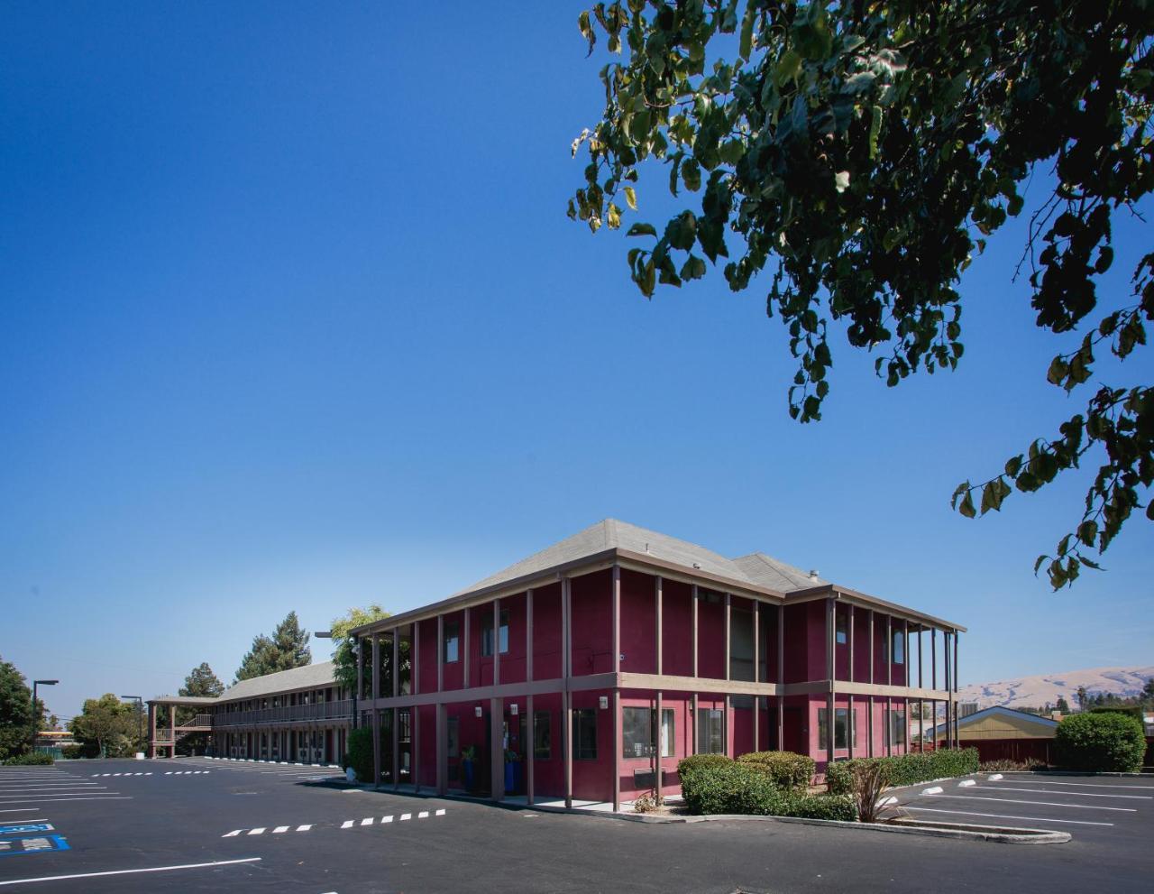 Alura Inn San Jose Exterior photo