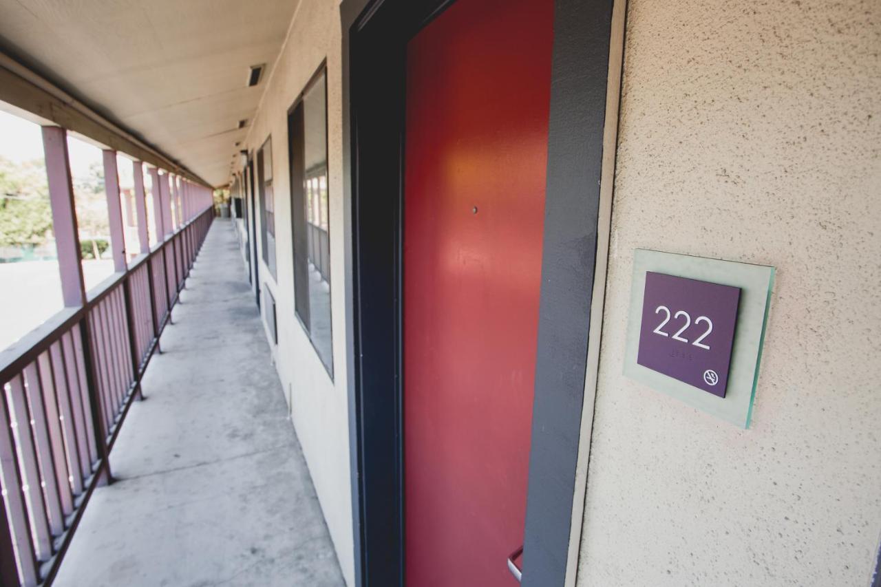Alura Inn San Jose Exterior photo