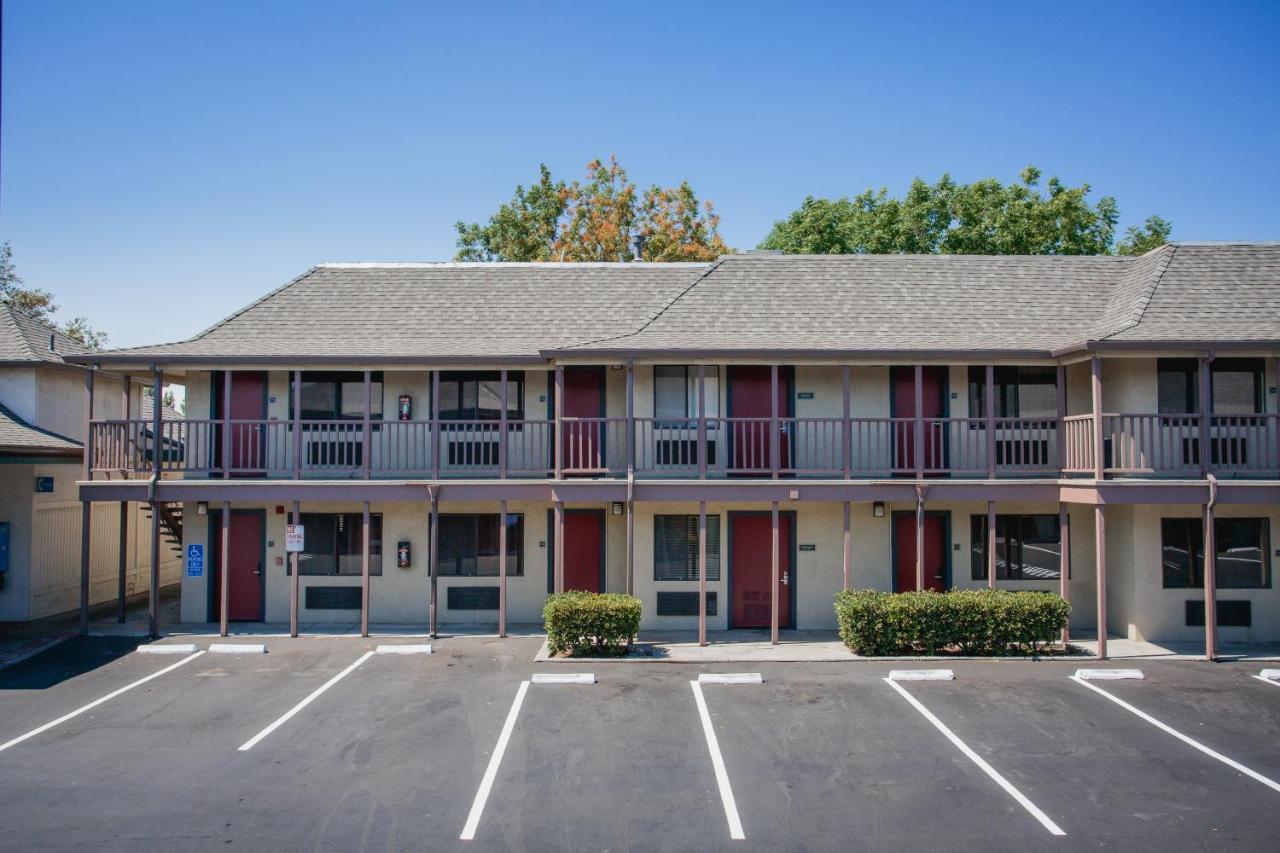 Alura Inn San Jose Exterior photo